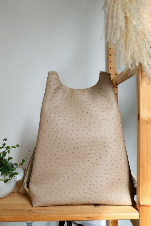 mochila mujer creada en Málaga