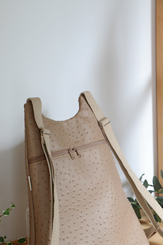 bolsillo interior con cremallera