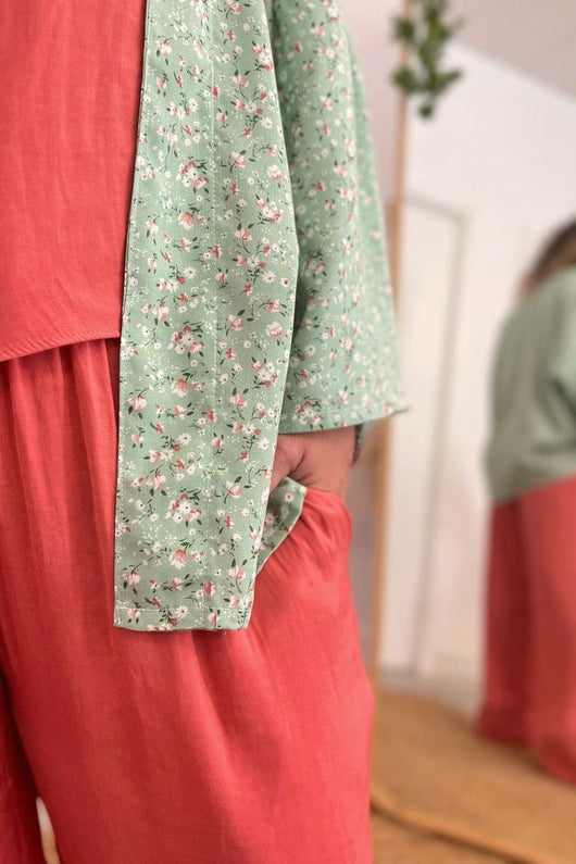 Continuamente Apellido Condición previa Kimono verano mujer Clivia Kimonos cortos de moda hechos a mano Málaga –  Patadekoala